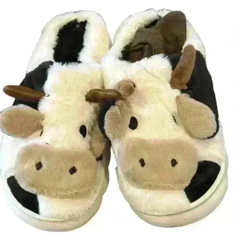 NWT cow slippers with socks size 7.5-8.5 women